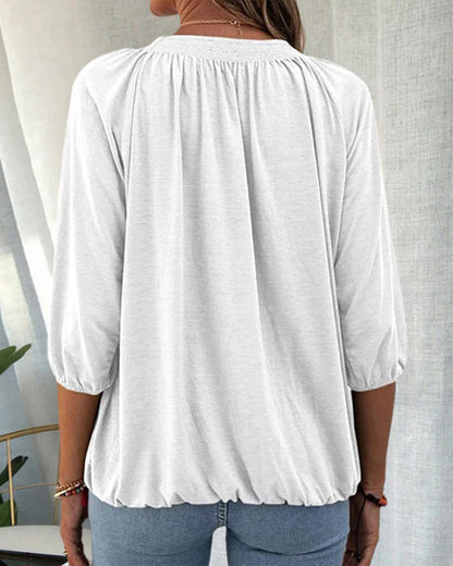 Luné® | Élodie — Verfijnd T-shirt met Ronde Hals & 3/4-mouwen