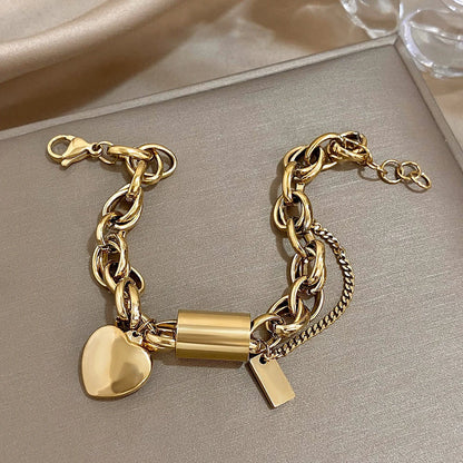 Luné® | Valentina — Gouden Hartjesarmband met Verfijnde Charms