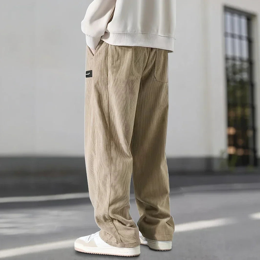 Luné® | Thomas — Verfijnde Corduroy Herenbroek