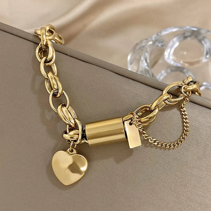Luné® | Valentina — Gouden Hartjesarmband met Verfijnde Charms
